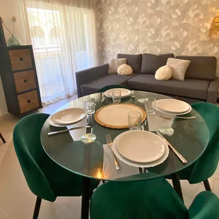 Apartman La Magica Noche' - Locos Torrevieja